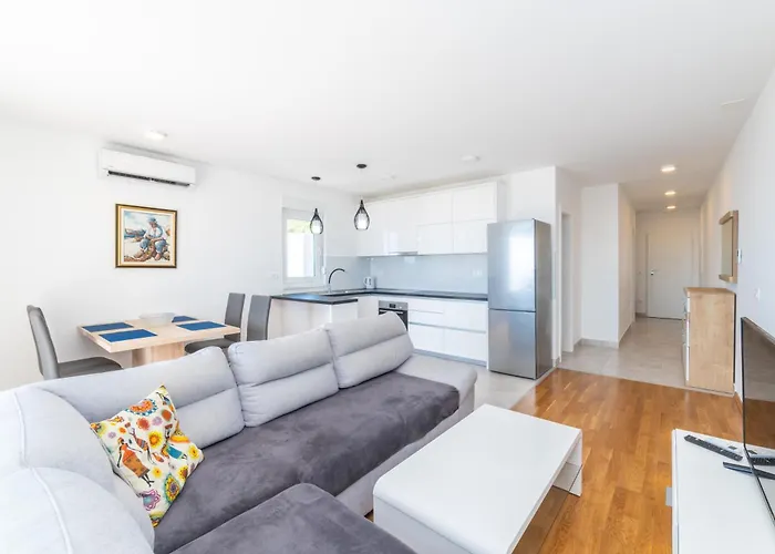 Luxury Maglica Lejlighed