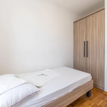 Luxury Maglica Apartment